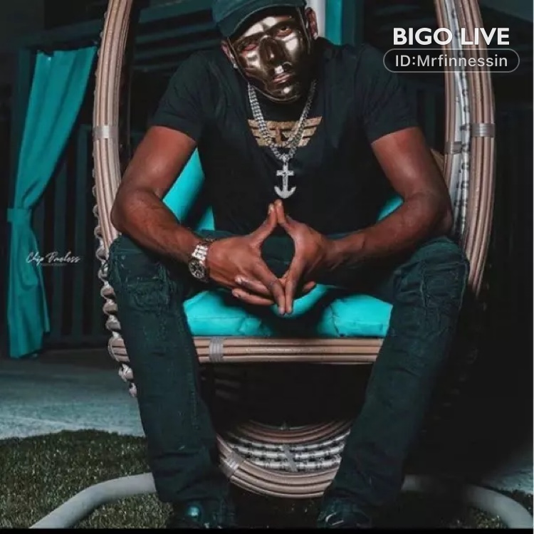 GuyaneseSUN's tweet photo. Come and see 🎓Mrfinnesin🎓 streaming live on #BIGOLIVE and make new friends! 
https://t.co/Yj4xcjbnCr https://t.co/rqczp9GO81