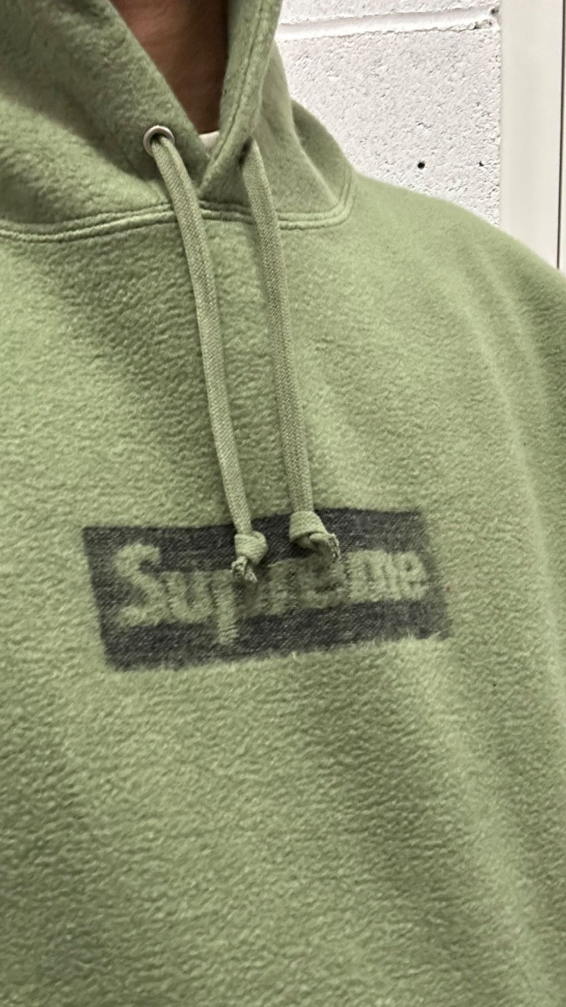 How To Spot A Fake Supreme Box Logo Hoodie (2023)