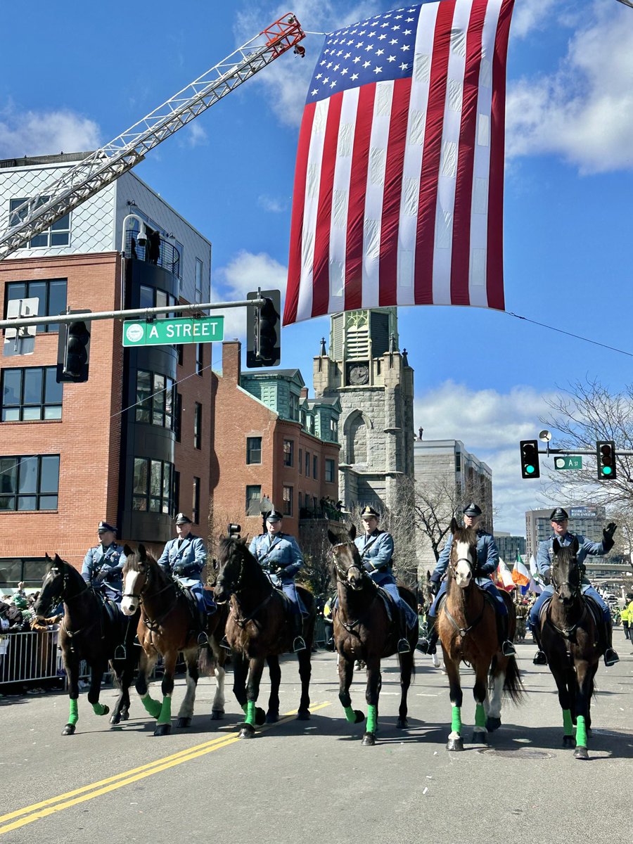 BostonFire's tweet photo. The cool and windy weather didn’t stop the huge crowd from having a great time at the annual St.Patrick’s Day Parade in South Boston. ⁦@bostonpolice⁩ ⁦@MassStatePolice⁩ https://t.co/MjW1Bvpj2g