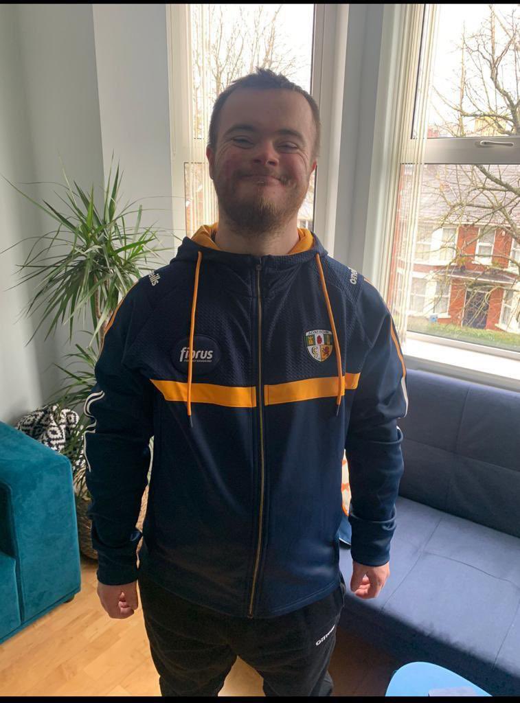 At yesterdays Football game we welcomed Ciarán to his first ever GAA match, he enjoyed it so much he has gone and bought the gear for his next visit! 

Antrims newest supporters-looking well Ciarán and see you soon! #TopSaff