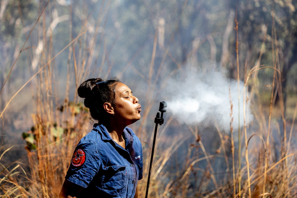 patagonia's tweet photo. Breaking barriers and blazing trails! Everlyn and Venicia are two of the first Australian Indigenous women to become rangers in Arnhem Land, Australia. 

Their work combines Western science with Indigenous land management knowledge passed down for generations. https://t.co/Q3MKDzzWOp