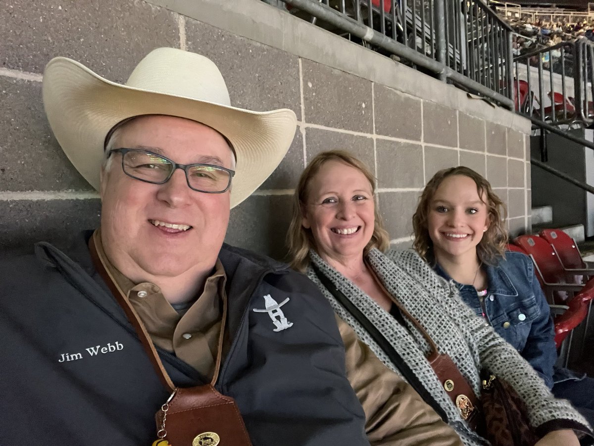 jawsoft's tweet photo. It’s Championship day at the 2023 Houston Rodeo…. oh, and some guy named Luke is also performing 🤠 #RODEOHOUSTON https://t.co/C4pRzAT39e