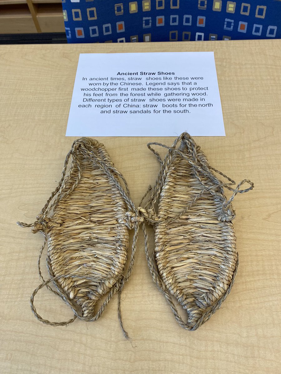 theBendLibrary's tweet photo. Artifacts from China have been on display at the RBMS library.  Next month- Ukraine! #global @River_Bend_MS https://t.co/hFT3yiSnRu