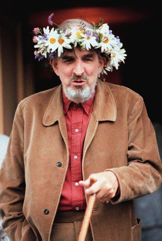 Spring time 🌻

#IngmarBergman