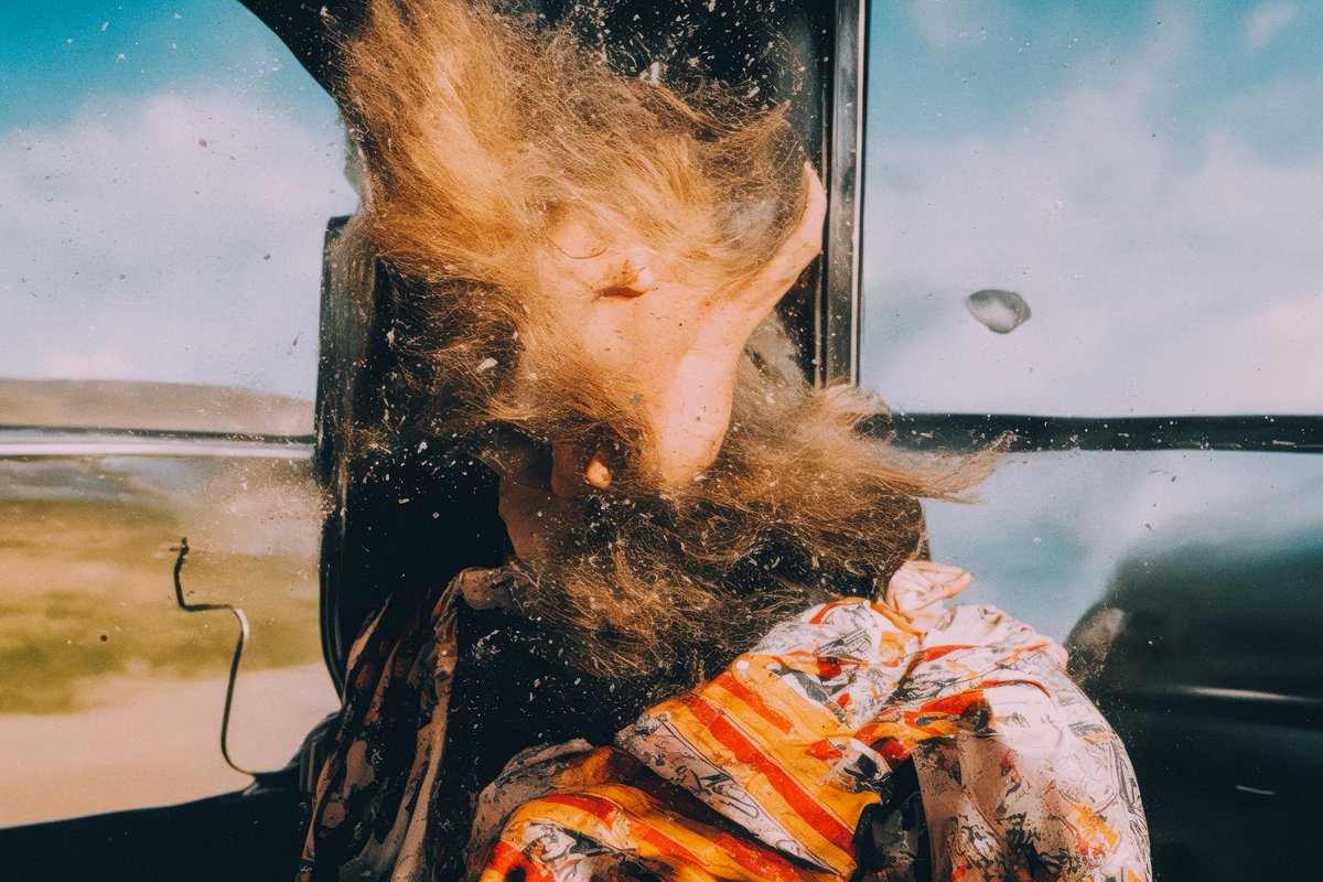 Photography has been going through a process for several years now in which it’s gradually losing touch with objective reality.

A 🧵 by <a href="/gallegosfer/">Fernando Gallegos</a>
[<a href="/rainisto/">Roope Rainisto</a>]