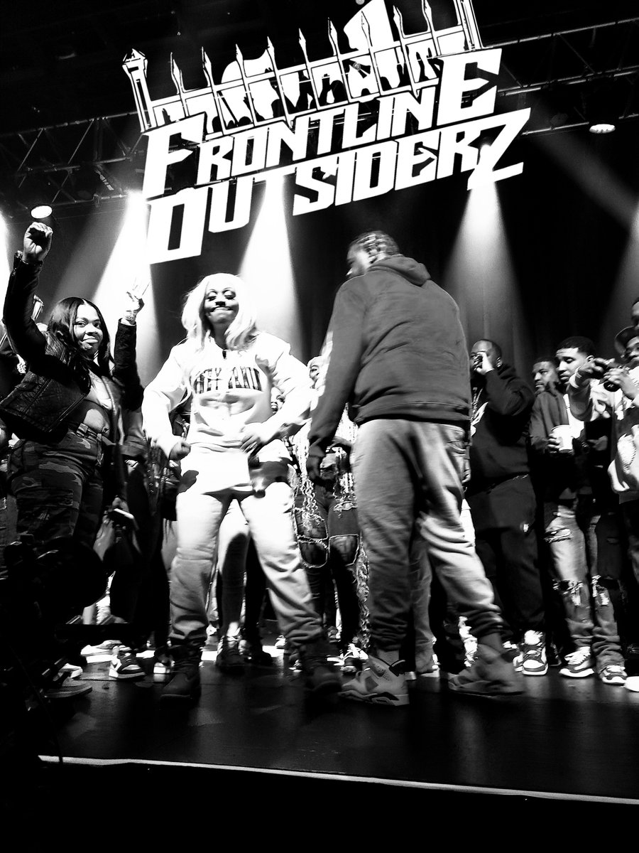 clean_start_gx's tweet image. @SHOONEYDARAPPER Dirty 30
#KvQ4 #frontlineoutsiderz