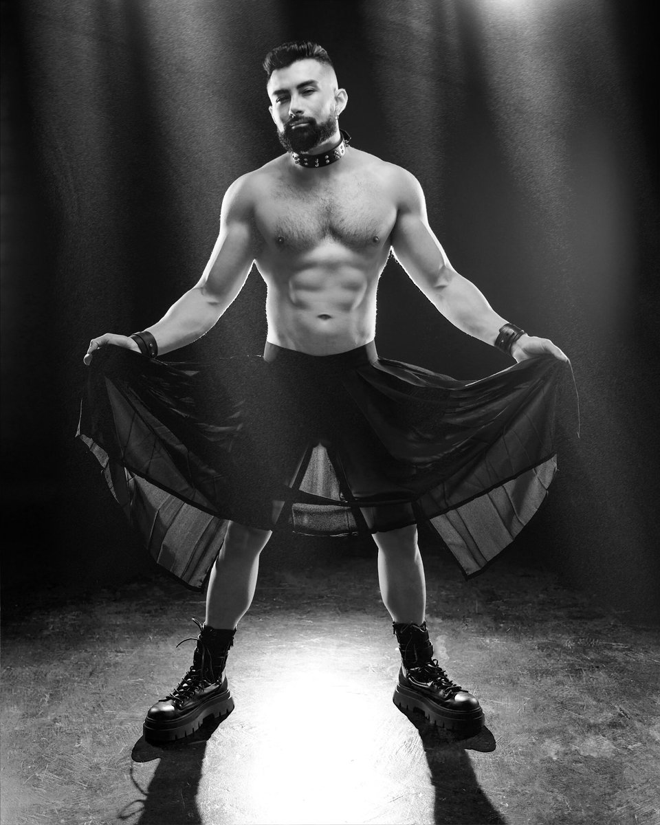 Kilt
#hombre #falda #sexy #musculo #desnudo #blancoynegro #estudio #fotografia #movimiento #arte #luzpuntual 
<a href="/grancatador/">𝗚𝗿𝗮𝗻 𝗖𝗮𝘁𝗮𝗱𝗼𝗿</a> 
<a href="/porndrxxx/">Dr.Porn</a> 
<a href="/pornceptual/">Pornceptual</a>