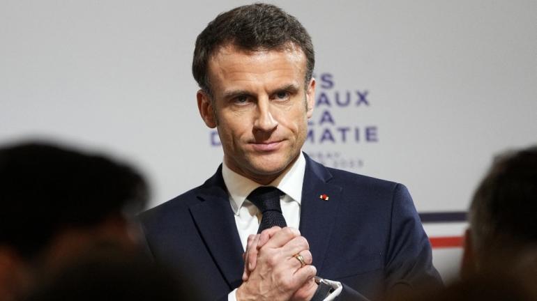 franceinfo tweet media