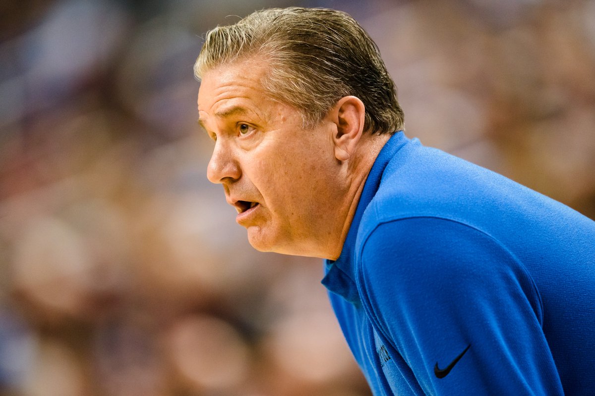 YahooSports's tweet photo. Kentucky falls to Kansas State in the Round of 32.

The Wildcats are 2-5 in SEC/NCAA tourney play since John Calipari signed a lifetime contract in 2019. https://t.co/ikZ9FJoPap