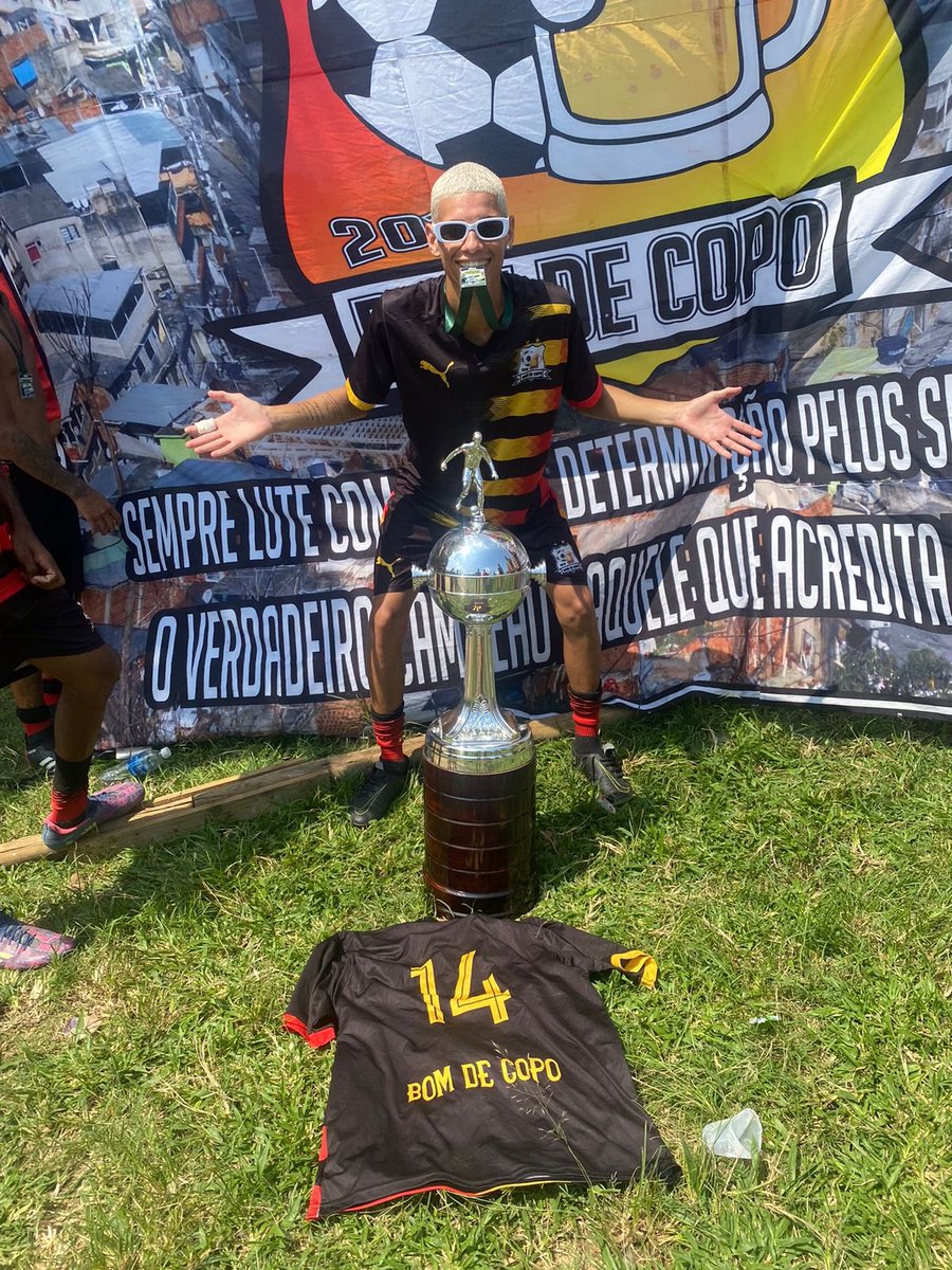 mlqdg08's tweet photo. campeão no chapadão com meus crias, a liberta tá com nós 🏆🚀🤙🏼 https://t.co/1H3Ie09CBg