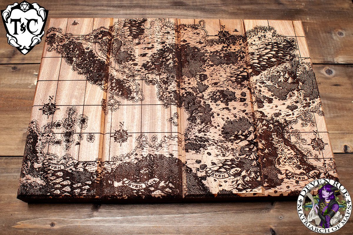 TabletopLoot's tweet photo. @czepeku Hey Cze and Peku, thanks for hosting this! This week we'd love to show our latest store release. The Queen's Treasure dice vaults! They all fit together to make a full map too! 😍

#RPGshowcase https://t.co/FyUFh8kphj