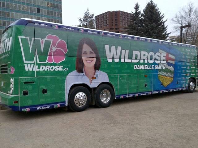 drivandalism's tweet photo. Still the best #tourfail ever. Although I would have tweaked the hubcaps, so to speak. #ableg https://t.co/eSQ0B9Okd8