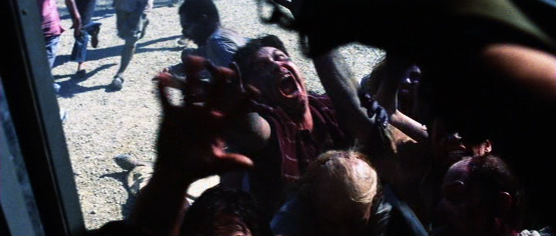 Happy 19th Birthday to Zack Snyder\s Dawn of the Dead! Great fun playing a zombie in this one... 