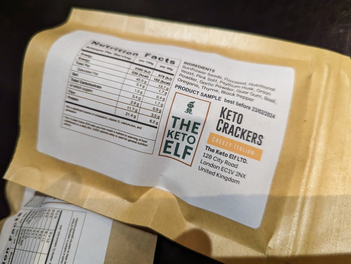 Met @TheKetoElf  at the <a href="/KetoFestival/">Keto & Low Carb Festival</a> today and tried the Cheese &amp; Italian Crackers.
OMG!! that crunch, the texture AND 100% Keto!! Great to see a clean cracker on the market. 

#FORKingGorgeous #keto #ketodiet #ketorecipes #ketofestival #ketocrackers