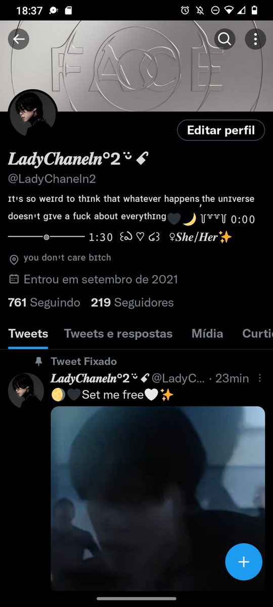 LadyChaneln2's tweet image. O fc:                  A dona: