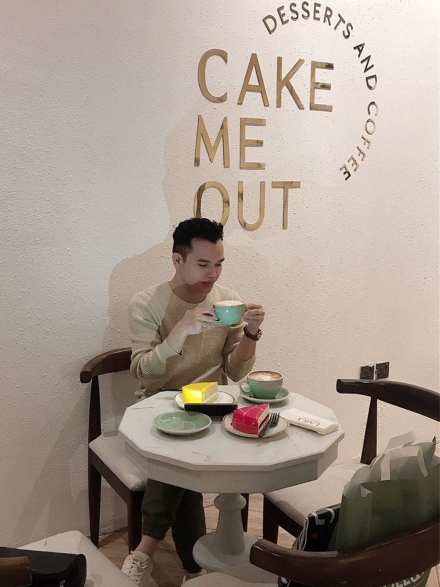jhanajhana38's tweet photo. Come and take me out😂😂
#GoodVibesOnly
#cakemeout https://t.co/AWbUEgnLFk