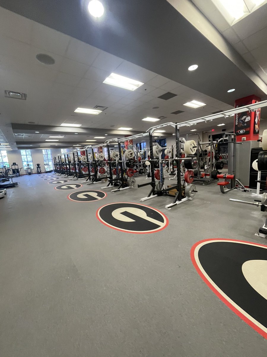 theofficialJaci's tweet photo. Junior Day at The University of Georgia!! Great atmosphere and learned so much!!! So blessed to have been invited amongst some amazing athletes!#GoDawgs  @coachj724 @UGATrack https://t.co/Ouc6kNA2nM