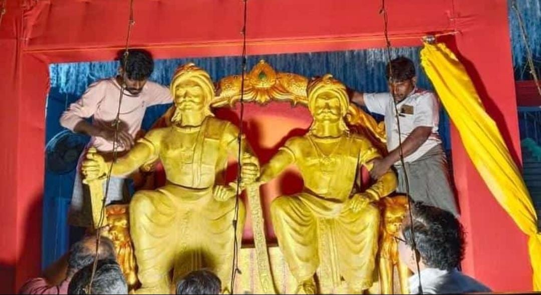 Maruthuking26's tweet photo. @pasumpon73 @maruthu_padai https://t.co/AAntYQ0MUg