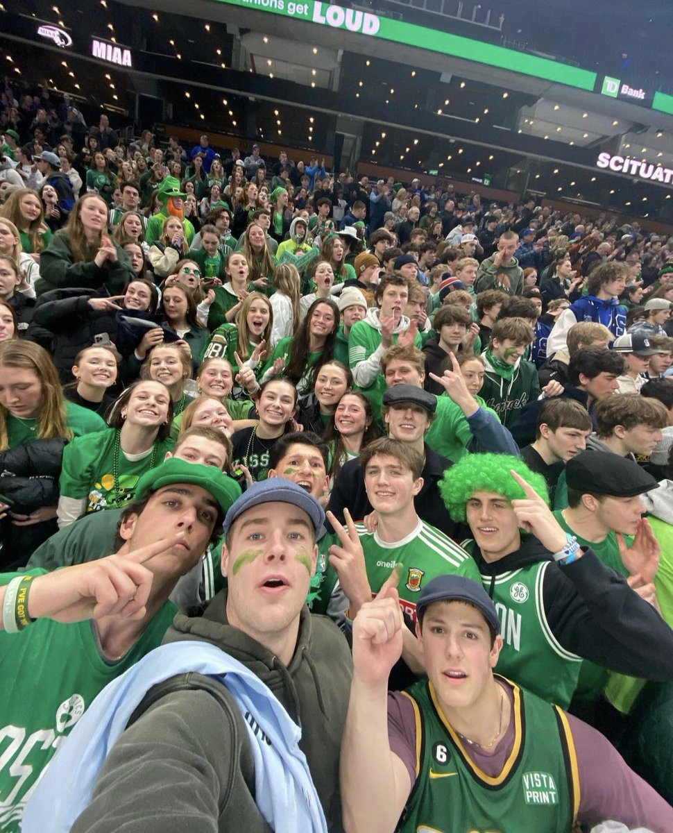 ClipperAD's tweet photo. Congratulations to the Norwell Boys Ice Hockey Team!!!! MIAA D4 STATE CHAMPIONS 🏆💍 https://t.co/ZJmCbEMdPp