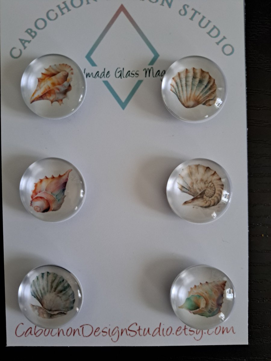 CabDesignStudio's tweet photo. Just got done adding a bunch of new magnets to the shop! #etsyshop #handmade #magnets #smallbusiness #giftideas #fox #cocktails #rabbit #seashell https://t.co/Zxi3lztEZ8
