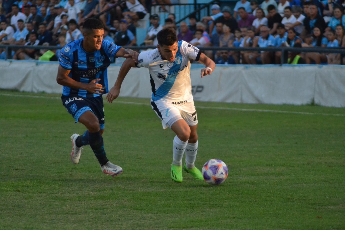 🔚 ¡Final del primer tiempo!

#Temperley 1 (Enzo Coacci) - San Telmo 0

#JuegaElCele
#TodosJuntosCele⚪️🔵