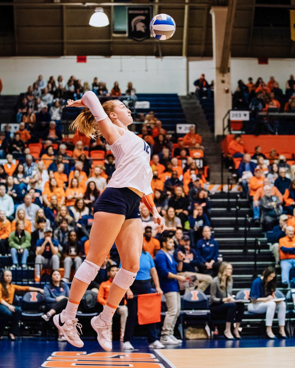 IlliniVBall's tweet photo. On this day during the shortened COVID-19 season in 2021, @rainaterry15 notched a career-high 8️⃣ service aces vs Maryland.

#Illini | #HTTO https://t.co/vOfJbLjuXO