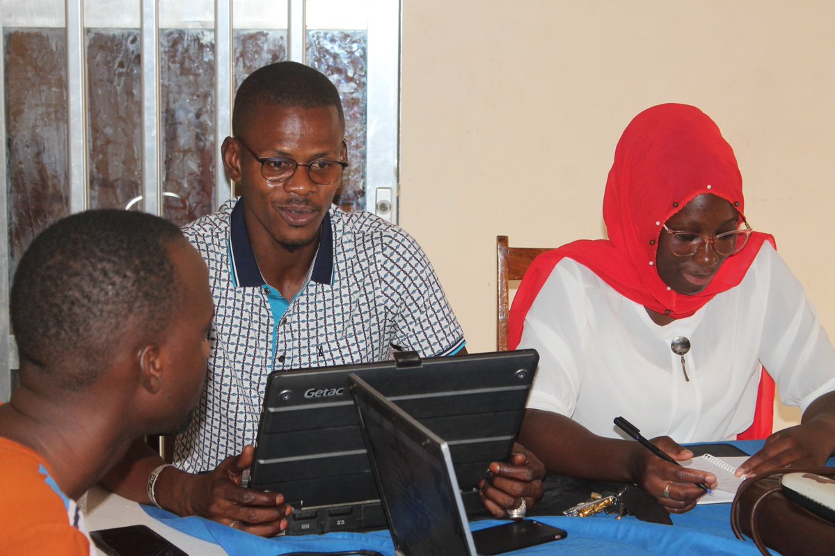 KaolackTech's tweet photo. Nous remercions vivement les panélistes Fatima Faye et Mactar Coulibaly pour leur brillante présentation, et aussi à tous les participants pour leur intervention. https://t.co/DSaDswpdQu
