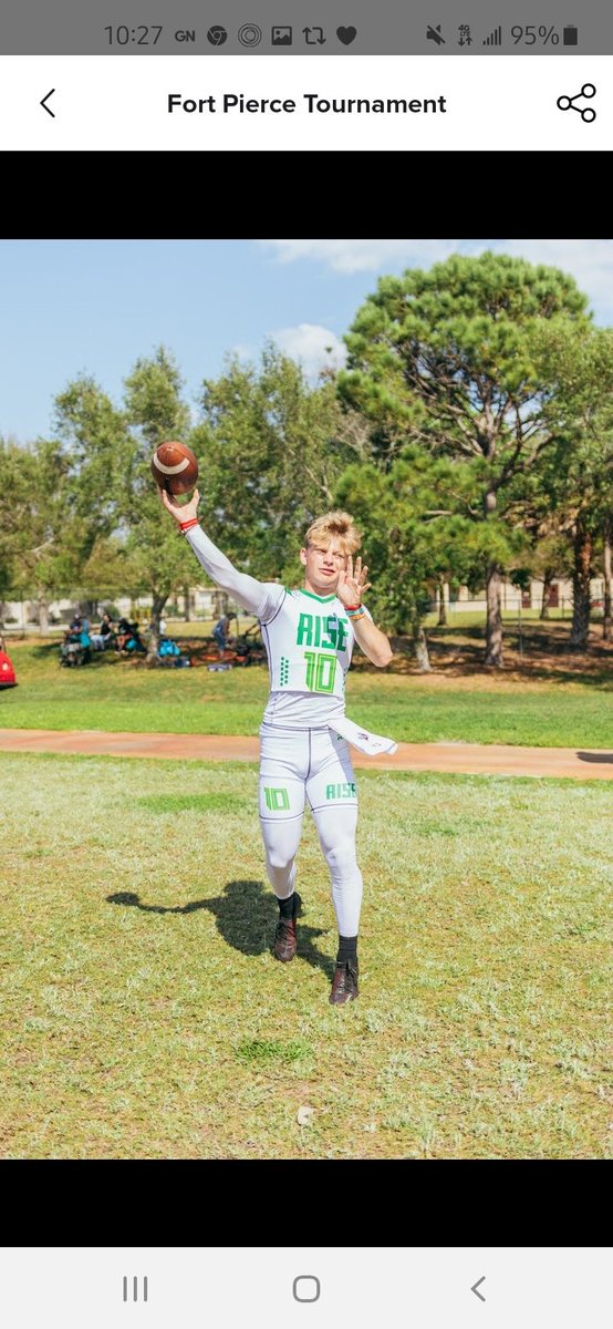 RSimmons5172's tweet photo. @WhirleyTrey @RI5E_Sports @RI5E_apparel @Wintersteller03 #MINDSETOFAPRO
#RI5E⬆️ #RI5EMAFIA #FAMILYTIES🤞
💯🤙💪 https://t.co/C6eL0b8qx8