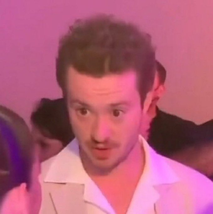 Her wut now https://t.co/IGF56hZzxP<a href="/tag/rescue"class="tags"><span>#rescue</span></a><a href="/tag/cats"class="tags"><span>#cats</span></a><a href="/tag/rt"class="tags"><span>#rt</span></a><a href="/tag/threadbanger"class="tags"><span>#threadbanger</span></a>