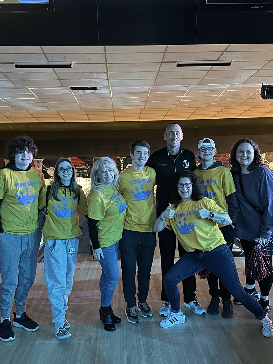 OFHS Bowling tweet media