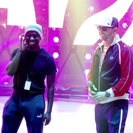 CallmeChoko tweet media