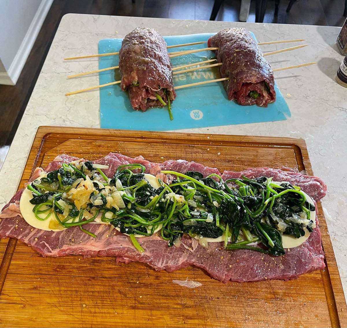 FunkmeisterND's tweet photo. Family dinner #pinwheels #skirtsteak #bge #bgenation #biggreenegg #funkbbq #foodporn #saltbae https://t.co/4ej2zbHsoD
