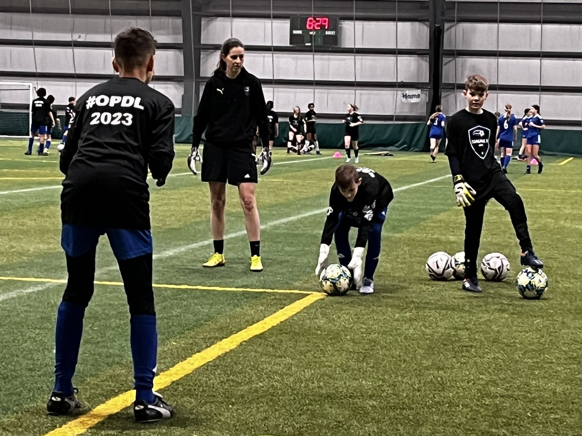 Paul_Niagara's tweet photo. Coach Jessica puts @NFSCTitans #OPDL goalkeepers through their paces while focusing on footwork and explosiveness. Excellent work all around. https://t.co/LlgrI0i3Lo