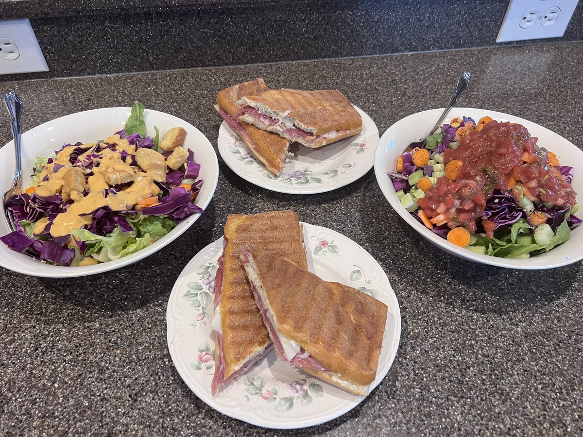 daguru9's tweet photo. Tonight we did salads with a pressed baguette sandwich with capicola, prosciutto, hard salami, and drunken goat cheese… #HomeCooking #GoodEats #OCFoodTwitter https://t.co/8KRBhfa2DB