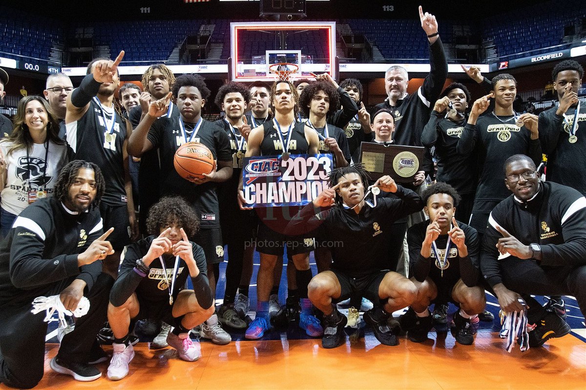 RASports's tweet photo. Williams leads WCA to 1st state chmpionship https://t.co/tkyFIkPffl https://t.co/shrOcdLQLm
