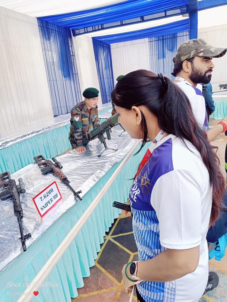 pratima22222's tweet photo. NCC cadets of kanpur has done wonderful job in assitance to the event https://t.co/UMLduMvtpP