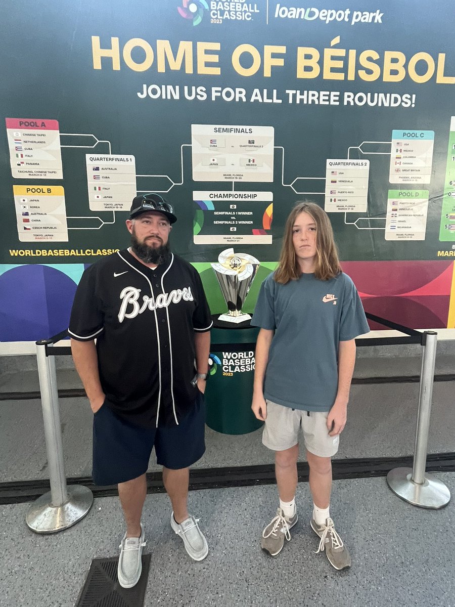 Charlie3P's tweet image. It’s early but the atmosphere is electric. Seems like there’s more Cuban fans than 🇺🇸#WorldBaseballClassic #TeamUSA