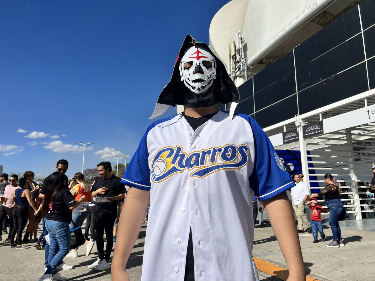 charrosbeisbol's tweet photo. ¡Bienvenidos al 🏟️🤠! 

Ya estamos listos para disfrutar del @LuchaWorldCup y ver en acción a los mejores luchadores del mundo 🤩 https://t.co/oZXu42QQuY