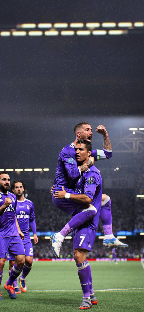 FS0l88's tweet photo. •Ronaldo - Sergio Ramos '²⁰¹⁷💜. https://t.co/EG7UUS3SKr