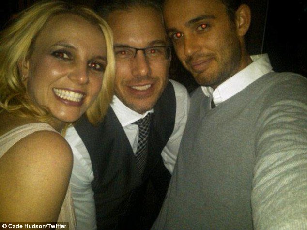 MahonyCathal's tweet photo. fun fact: cade hudson has been in britneys inner circle since 2010 to this day…after witnessing YEARS of abuse he has never spoken out publicly britney also expressed in her testimony not knowing that she could file to terminate the conservatorship💀 #careplan #freebritney https://t.co/W0LUIt0abn