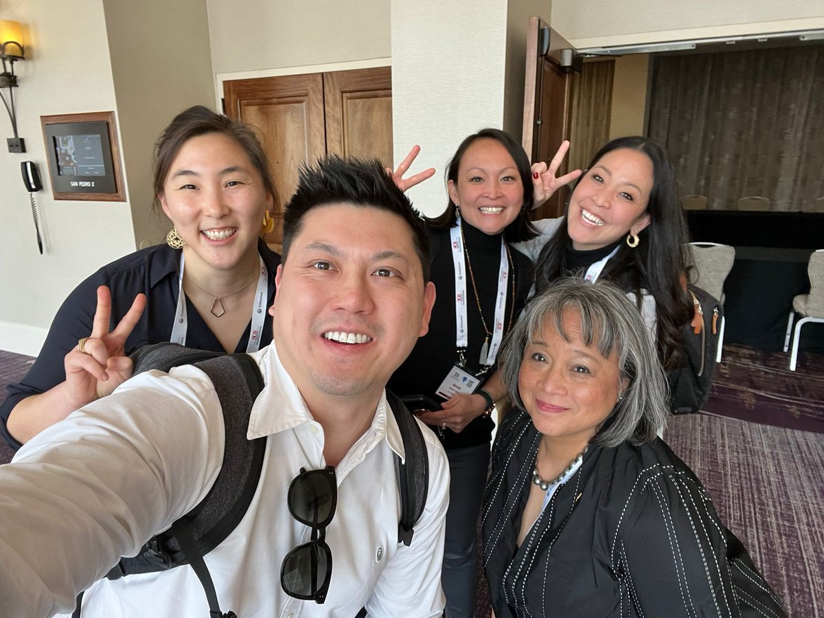 Look at this #AAPI @GynSurgery crew at #SGS2023! @cheryliglesia @MIGS_TIPS @TraciEmi_MD Jess Kim @DrMTruong