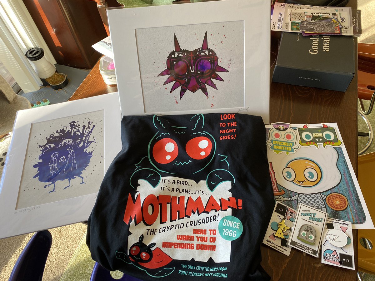 KayliSilkett's tweet photo. Planet Comicon haul! I love supporting artists! https://t.co/lIosWvrnhM