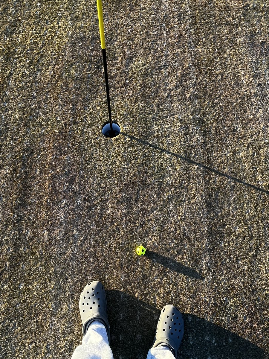 Holy cow! Noah Johnson (‘23) with a near ACE today at Elkridge-does it get any better??

Hey- wed love to get some patrons out for Wednesdays match vs back2back champs St Pauls. Joe Franz will also be out chattin’ it up with members!

Watch out for Spieth (‘10) @ Augusta this yr!