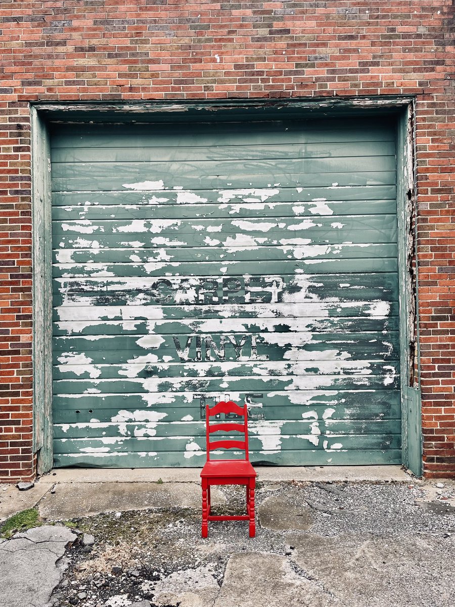 theredchairs's tweet photo. 📍 #winchester #virginia #theredchair 🔴🪑 https://t.co/iLgKOFnjzx