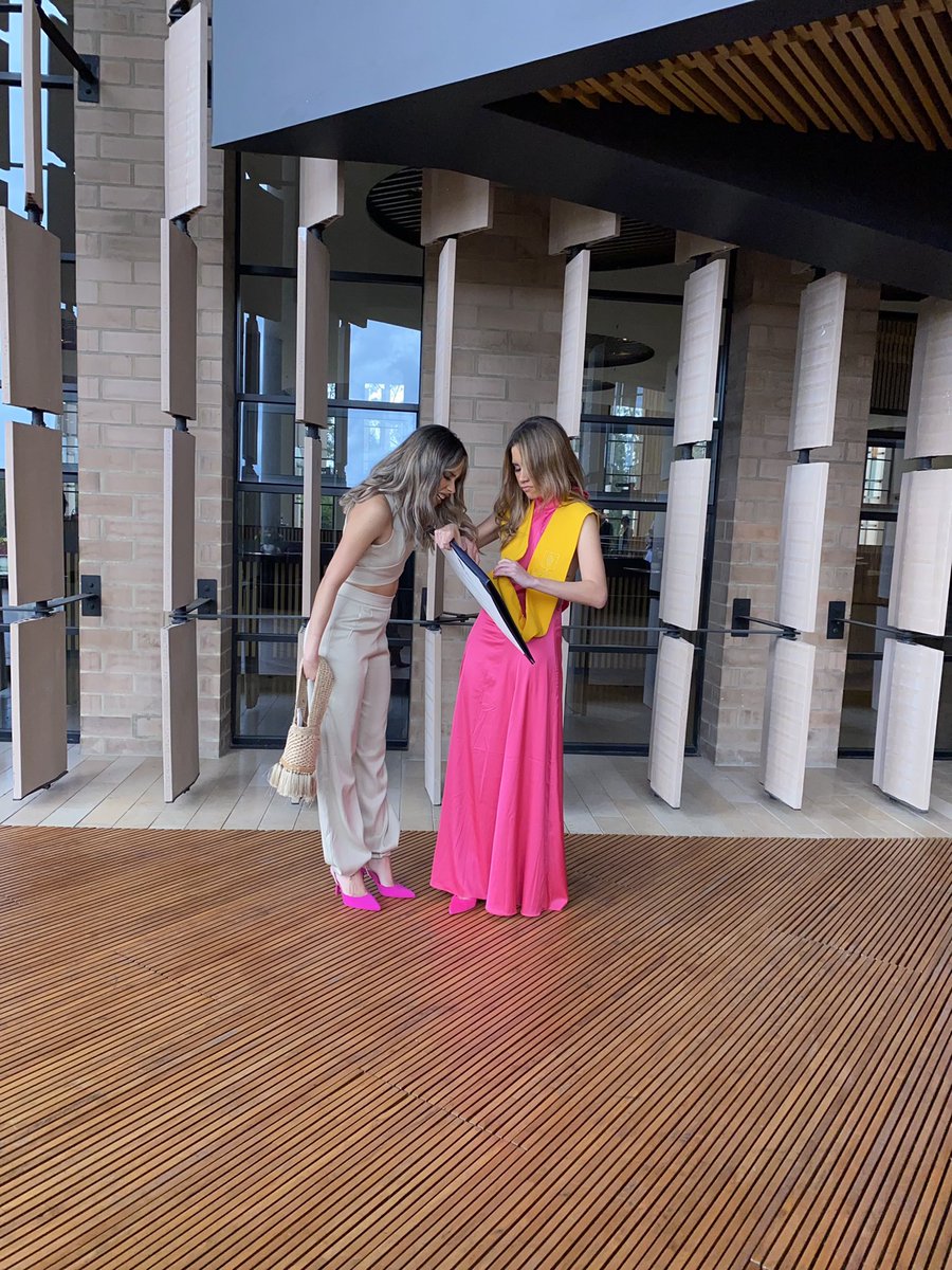 icamimartinez's tweet photo. Extraño a mi persona favorita.💜😭🥳 https://t.co/UOsEkdM8QB