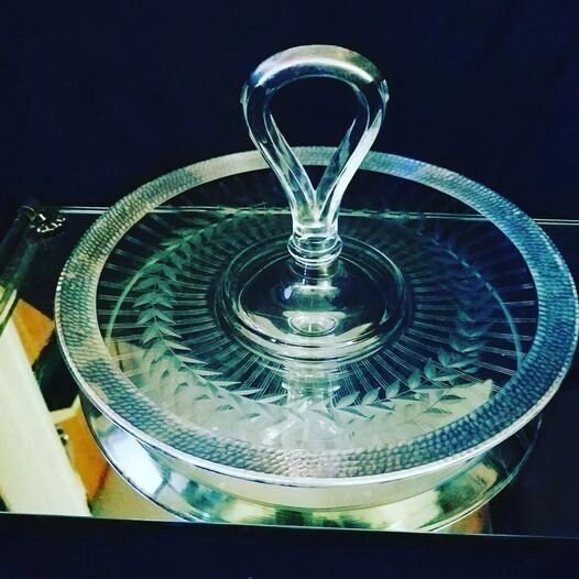 #etsy shop:Indiana Glass,Handle,tray etsy.me/3yQzosk #silveredge #roundtray #relishplatter #sandwichglass #indianaglass #relishtray #traycenterhandle #centerpiece #earlyamerican #eapc #etchedleaf #servingtray #art #dwedgecreations.etsy.com #party #artglass