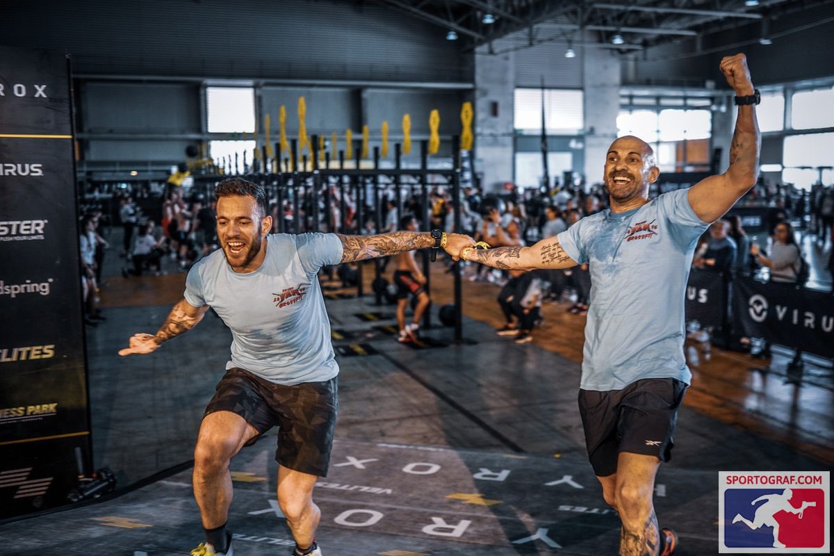 escueladeboxeo's tweet photo. Durante muchos años cuando boxeaba aprendí que el RESULTADO ES UNA CONSECUENCIA a todo lo que sacrificas para llegar a ello 
Solo cuando entrenas día a día … o cuando no puedes y sacas un rato .. o cuando no te apetece y tiras de “todo”….sabes SABOREAR UN RESULTADO 
#hyros https://t.co/XQIK0bbTyl
