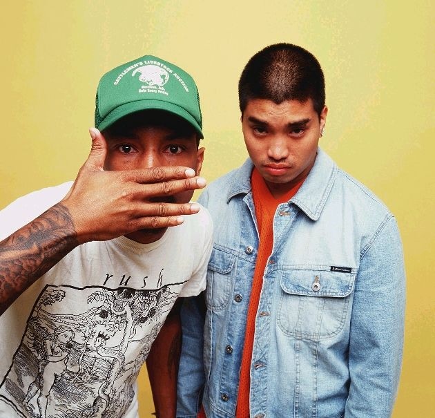 PigsAndPlans's tweet image. Pharrell and Chad Hugo for NME, 2001. 🖖

📸: David Titlow