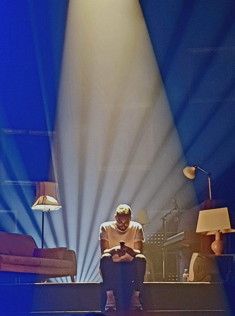 Planete_Willem's tweet photo. Allez je balance ! 😉 Et merci aussi à VirginieHconté pour les photos 👍🥰 #Pleyel #Panorama #PS #OnTaime @cwillem et p tit clin d œil 😉 @TheForumOfCW 😉 et @vborgeaudbigot https://t.co/wBFQ4zSUhN