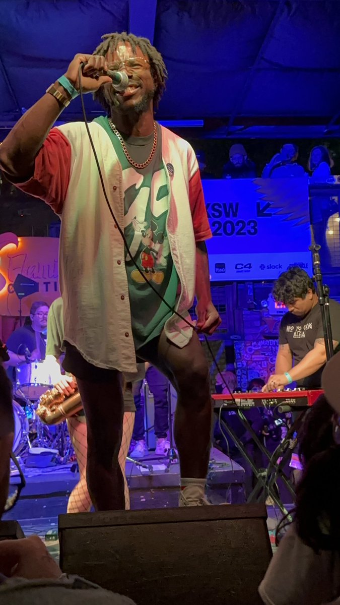 punkrockanthro's tweet photo. Camera dump of @sxsw @BadTimeRec showcase #SXSW2023 #badtimerecords #ska #jer #eichlers https://t.co/FAFEpyLHeJ